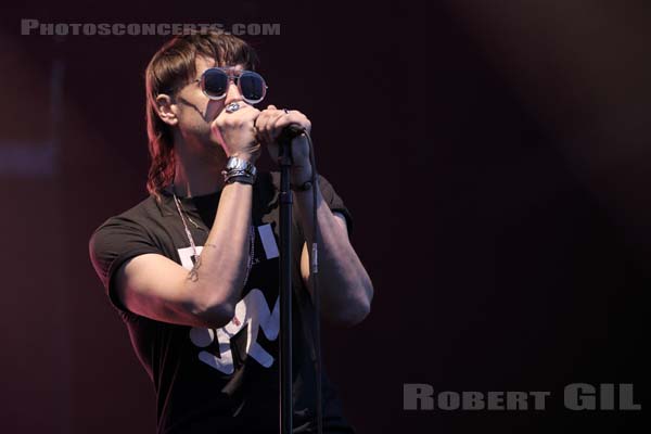 THE STROKES - 2019-07-21 - PARIS - Hippodrome de Longchamp - Main Stage 1 - Julian Casablancas